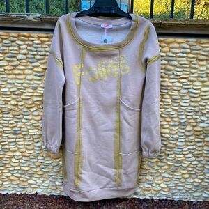 NWT New Blugirl Folies Beige w/Gold Logo Sweater Dress. Size 42 (US Medium)
